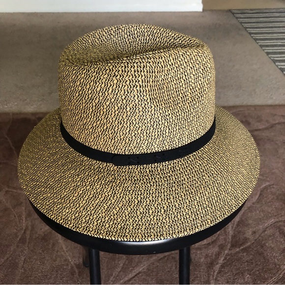 Sun hat - Picture 3 of 6